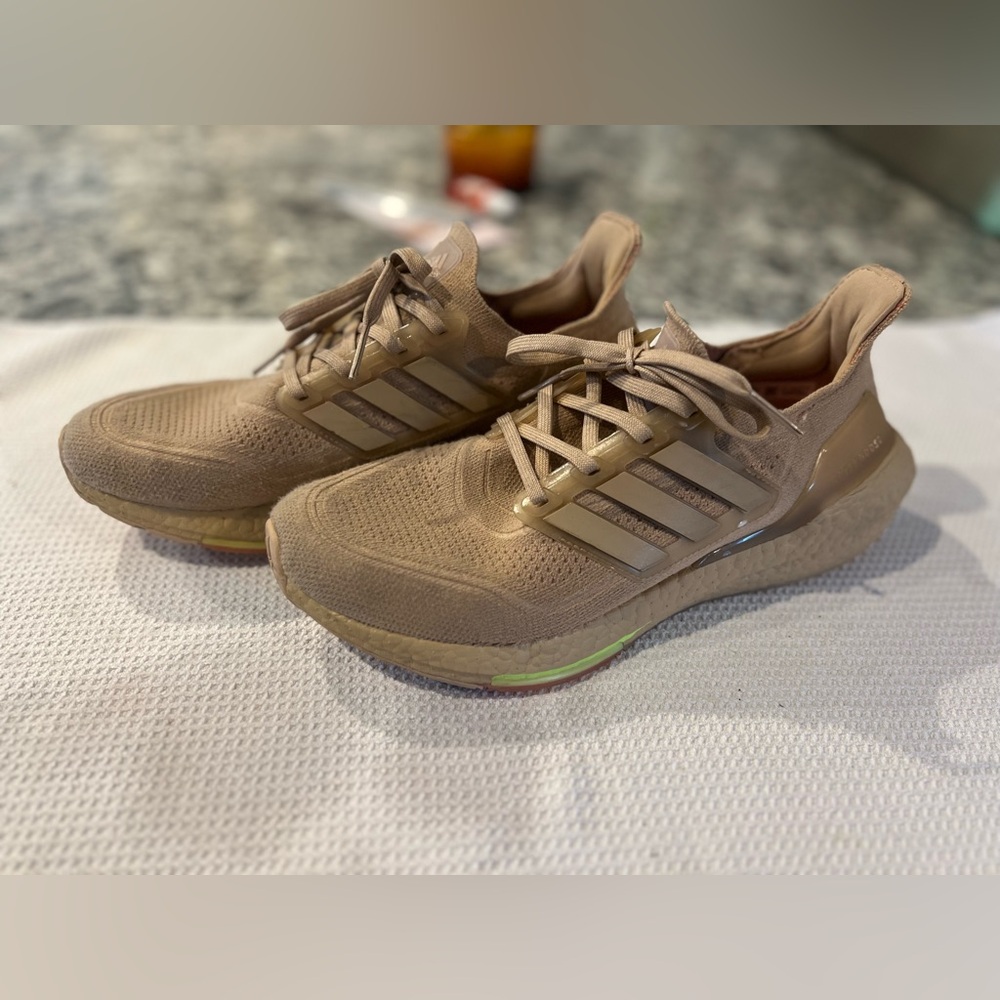 Adidas UltraBoost Ash Paarl/Hazy Rose